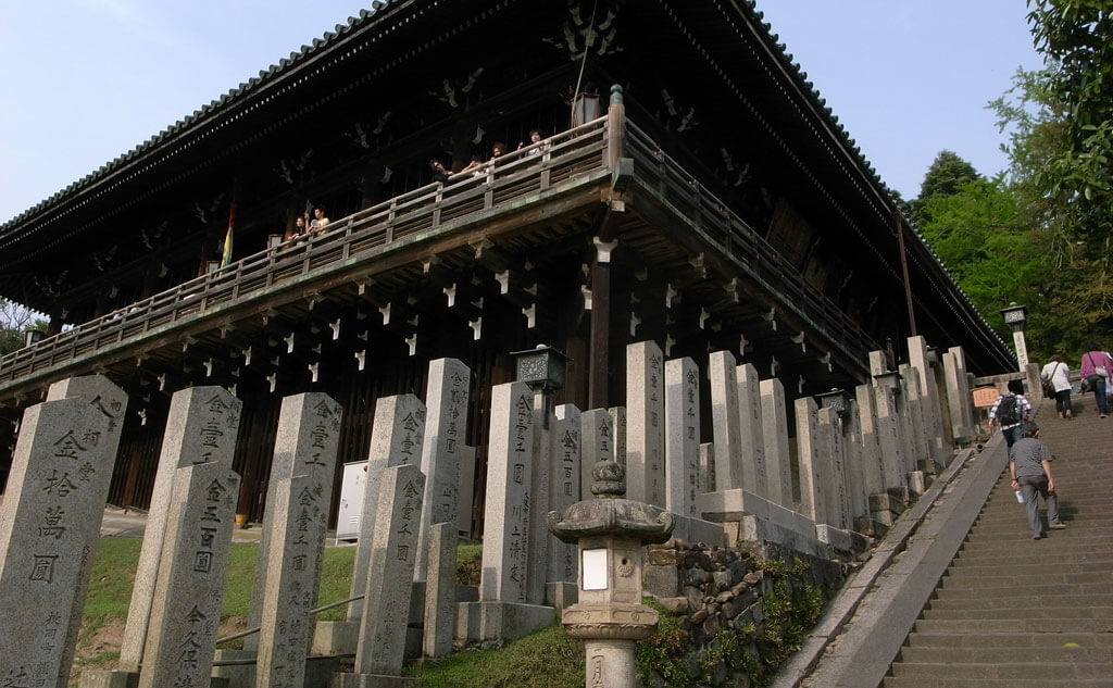 東大寺 二月堂 | 東大寺・奈良公園 [奈良県] | 国宝を巡る旅